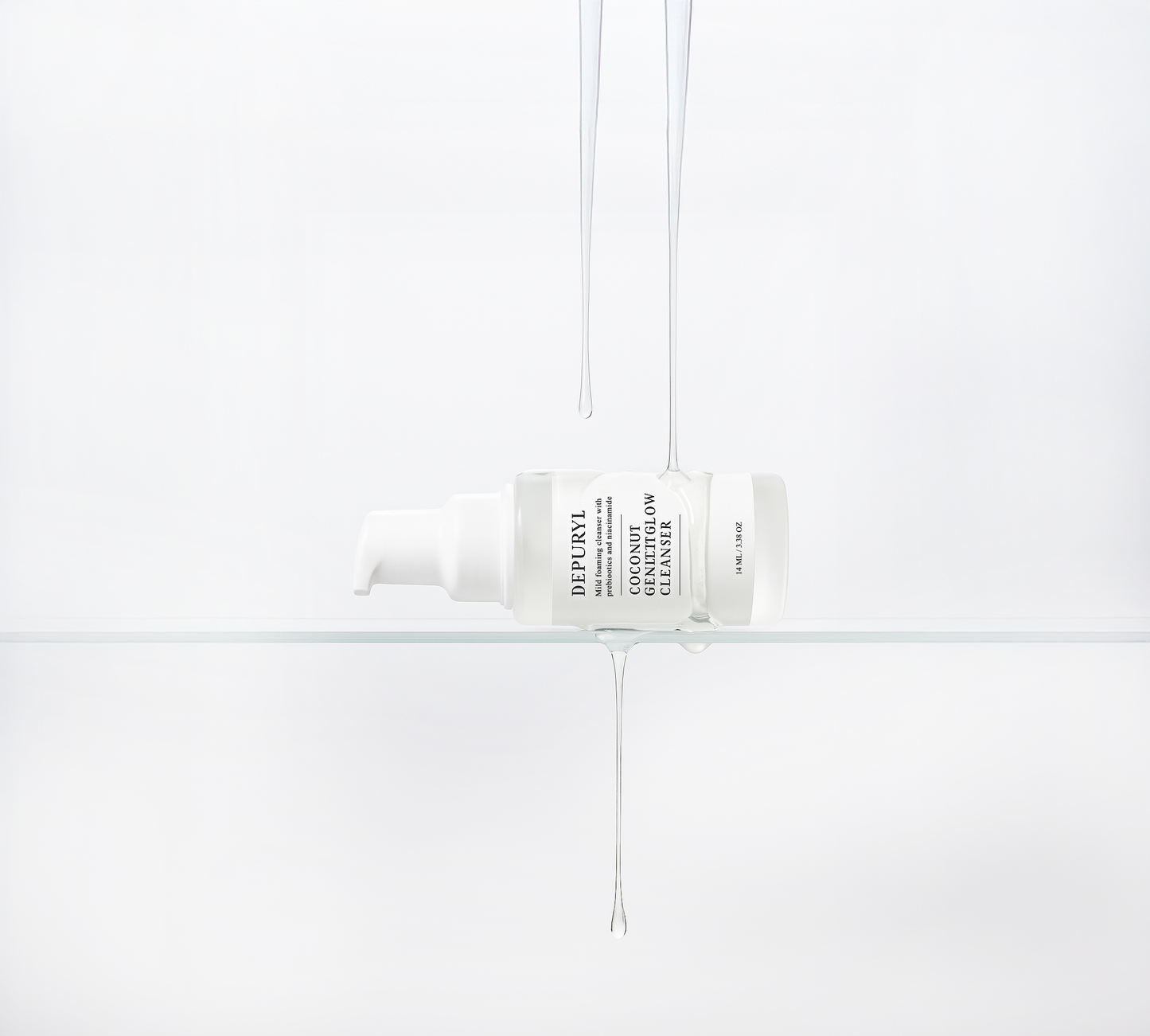 升级版保湿清爽洁面胶 (100ML)